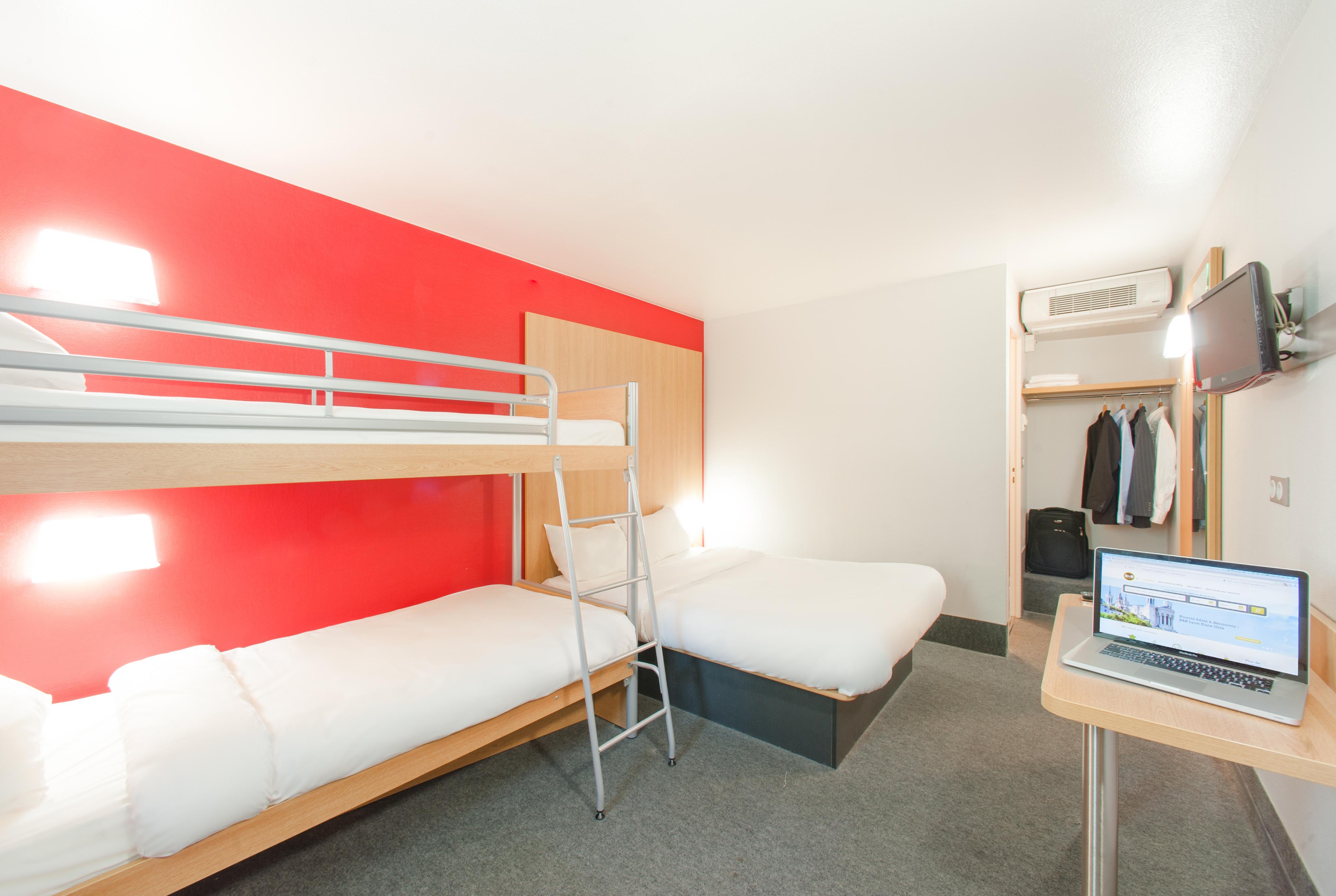 B&B Hotel Louveciennes Le Port-Marly Eksteriør bilde